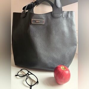 DKNY Black large bag with gold buckles